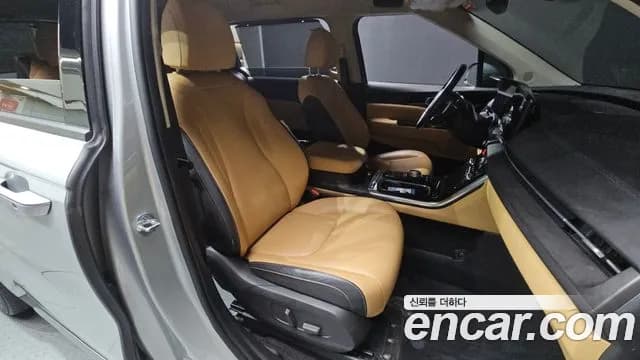 2021 Kia Carnival 4Generation 7-Seater Noblesse Sold VIN KNANC81BBMS115433 – exterior detail 2021 Kia Carnival 4Generation 7-Seater Noblesse Sold VIN KNANC81BBMS115433 – exterior detail