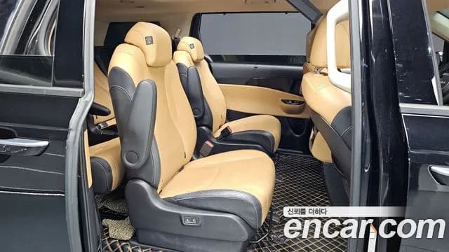 2022 Kia Carnival 4Generation 9-Seater Noblesse Sold VIN KNANC81BBNS169358 – undercarriage 2022 Kia Carnival 4Generation 9-Seater Noblesse Sold VIN KNANC81BBNS169358 – undercarriage