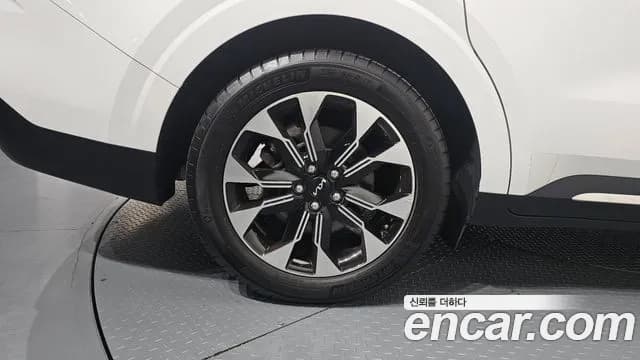 2022 Kia Carnival 4Generation 9-Seater Noblesse Sold VIN KNANC81BBNS178467 – trunk area 2022 Kia Carnival 4Generation 9-Seater Noblesse Sold VIN KNANC81BBNS178467 – trunk area