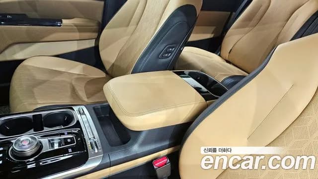 2022 Kia Carnival 4th Gen 9-Seater Noblesse Sold VIN KNANC81BBNS189168 – exterior detail 2022 Kia Carnival 4th Gen 9-Seater Noblesse Sold VIN KNANC81BBNS189168 – exterior detail