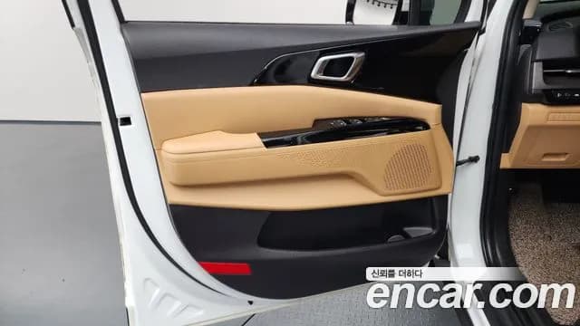 2022 Kia Carnival 4Generation 9-Seater Noblesse Sold VIN KNANC81BBNS190136 – undercarriage 2022 Kia Carnival 4Generation 9-Seater Noblesse Sold VIN KNANC81BBNS190136 – undercarriage