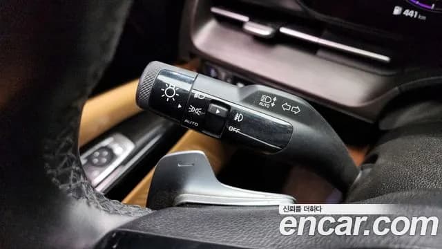 2022 Kia Carnival 4Generation 9-Seater Noblesse Sold VIN KNANC81BBNS190369 – exterior detail 2022 Kia Carnival 4Generation 9-Seater Noblesse Sold VIN KNANC81BBNS190369 – exterior detail