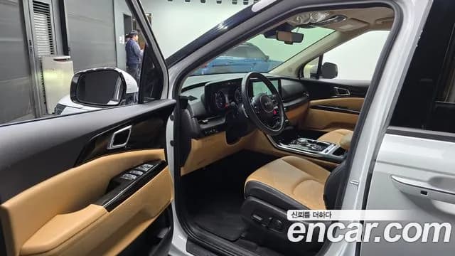 2023 Kia Carnival 4Generation 9-Seater Noblesse Sold VIN KNANC81BBPS195350 – rear exterior 2023 Kia Carnival 4Generation 9-Seater Noblesse Sold VIN KNANC81BBPS195350 – rear exterior