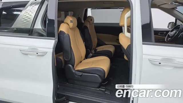 2023 Kia Carnival 4th Gen 9-Seater Noblesse Sold VIN KNANC81BBPS216833 – interior seats 2023 Kia Carnival 4th Gen 9-Seater Noblesse Sold VIN KNANC81BBPS216833 – interior seats
