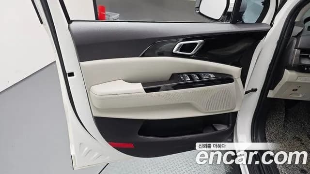 2023 Kia Carnival 4Generation 9-Seater Noblesse Sold VIN KNANC81BBPS218034 – side profile 2023 Kia Carnival 4Generation 9-Seater Noblesse Sold VIN KNANC81BBPS218034 – side profile