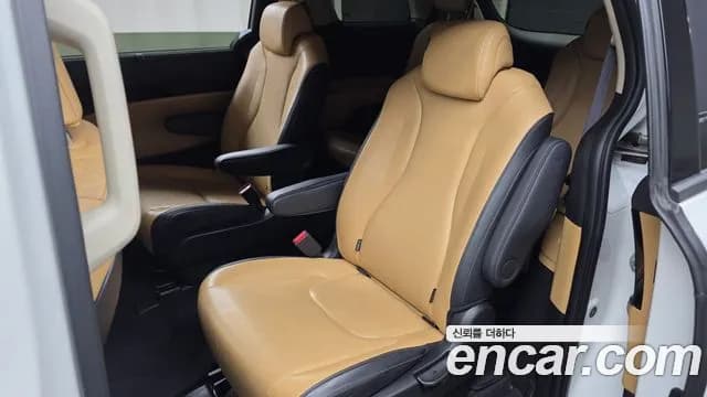 2023 Kia Carnival 4Generation 9-Seater Noblesse Sold VIN KNANC81BBPS249208 – interior seats 2023 Kia Carnival 4Generation 9-Seater Noblesse Sold VIN KNANC81BBPS249208 – interior seats