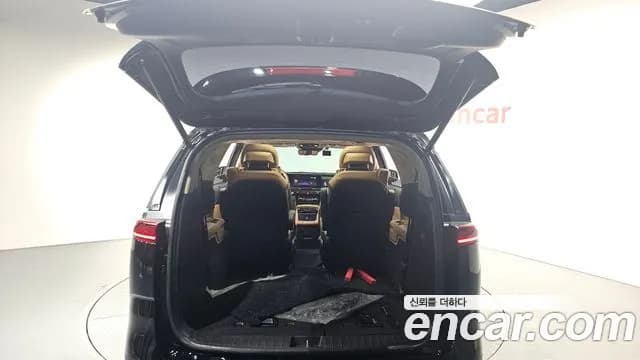 2023 Kia Carnival 4th Gen 7-Seater Noblesse Sold VIN KNANC81BBPS289046 – interior seats 2023 Kia Carnival 4th Gen 7-Seater Noblesse Sold VIN KNANC81BBPS289046 – interior seats