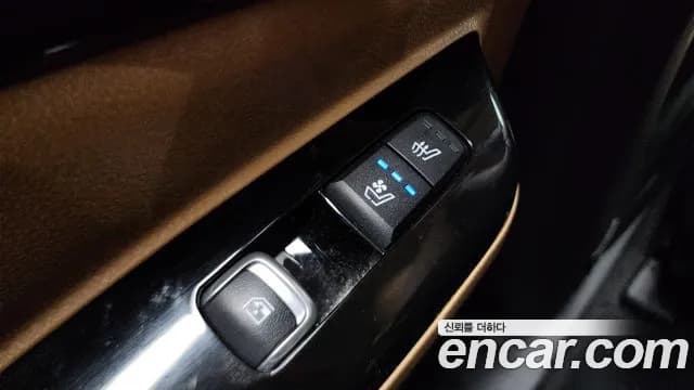 2023 Kia Carnival 4Generation 9-Seater Noblesse Sold VIN KNANC81BBPS291420 – interior seats 2023 Kia Carnival 4Generation 9-Seater Noblesse Sold VIN KNANC81BBPS291420 – interior seats