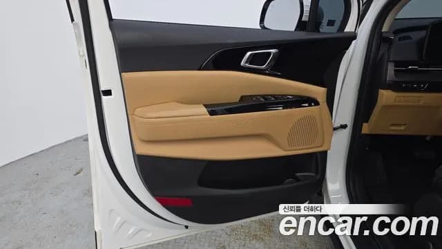 2023 Kia Carnival 4Generation 9-Seater Noblesse Sold VIN KNANC81BBPS302171 – undercarriage 2023 Kia Carnival 4Generation 9-Seater Noblesse Sold VIN KNANC81BBPS302171 – undercarriage