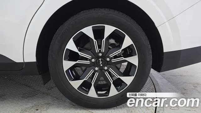 2023 Kia Carnival 4Generation 9-Seater Noblesse Sold VIN KNANC81BBPS302171 – photo 18 2023 Kia Carnival 4Generation 9-Seater Noblesse Sold VIN KNANC81BBPS302171 – photo 18