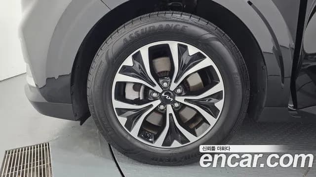 2023 Kia Carnival 4Generation 9-Seater Noblesse Sold VIN KNANC81BBPS323147 – undercarriage 2023 Kia Carnival 4Generation 9-Seater Noblesse Sold VIN KNANC81BBPS323147 – undercarriage