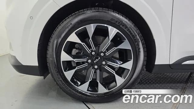 2023 Kia Carnival 4Generation 9-Seater Noblesse Sold VIN KNANC81BBPS347314 – exterior detail 2023 Kia Carnival 4Generation 9-Seater Noblesse Sold VIN KNANC81BBPS347314 – exterior detail
