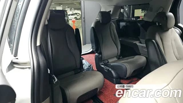 2024 Kia The New Carnival 4th Gen 9-Seater Noblesse Sold VIN KNANC81BBRS417776 – interior seats 2024 Kia The New Carnival 4th Gen 9-Seater Noblesse Sold VIN KNANC81BBRS417776 – interior seats