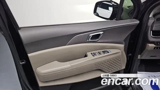 2025 Kia The New Carnival 4th Gen 7-Seater Noblesse Sold VIN KNANC81BBSS472853 – photo 13 2025 Kia The New Carnival 4th Gen 7-Seater Noblesse Sold VIN KNANC81BBSS472853 – photo 13