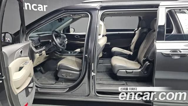 2025 Kia The New Carnival 4th Gen 7-Seater Outdoor Sold VIN KNANC81BBSS473272 – photo 17 2025 Kia The New Carnival 4th Gen 7-Seater Outdoor Sold VIN KNANC81BBSS473272 – photo 17