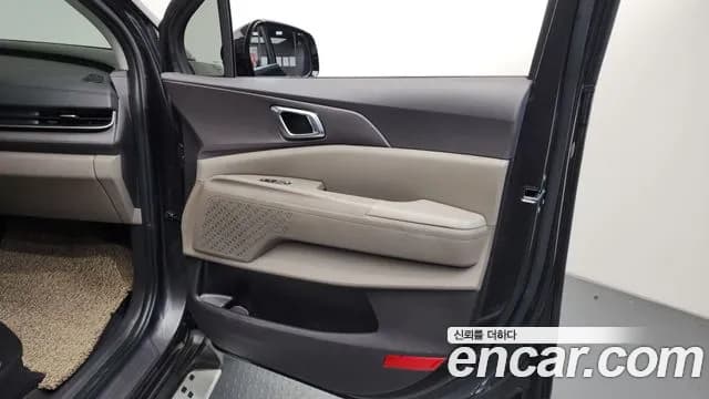 2025 Kia The New Carnival 4th Gen 9-Seater Noblesse Sold VIN KNANC81BBSS526295 – photo 13 2025 Kia The New Carnival 4th Gen 9-Seater Noblesse Sold VIN KNANC81BBSS526295 – photo 13