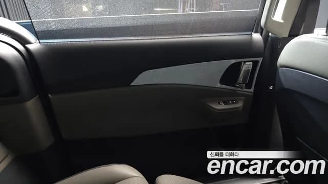 2025 Kia The New Carnival 4th Gen 7-Seater Noblesse Sold VIN KNANC81BBSS556189 – photo 14 2025 Kia The New Carnival 4th Gen 7-Seater Noblesse Sold VIN KNANC81BBSS556189 – photo 14