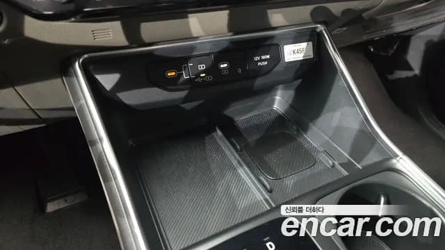 2025 Kia The New Carnival 4th Gen 7-Seater Noblesse Sold VIN KNANC81BBSS556189 – photo 18 2025 Kia The New Carnival 4th Gen 7-Seater Noblesse Sold VIN KNANC81BBSS556189 – photo 18