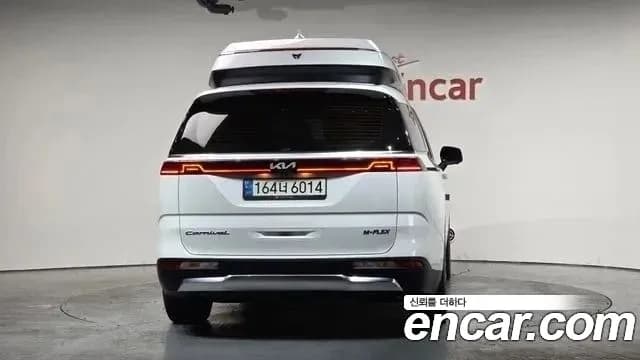 2021 Kia Carnival 4th Gen Gasoline 9-seater Limousine(Special vehicle) Sold VIN KNANE813BMS021181 – interior seats 2021 Kia Carnival 4th Gen Gasoline 9-seater Limousine(Special vehicle) Sold VIN KNANE813BMS021181 – interior seats