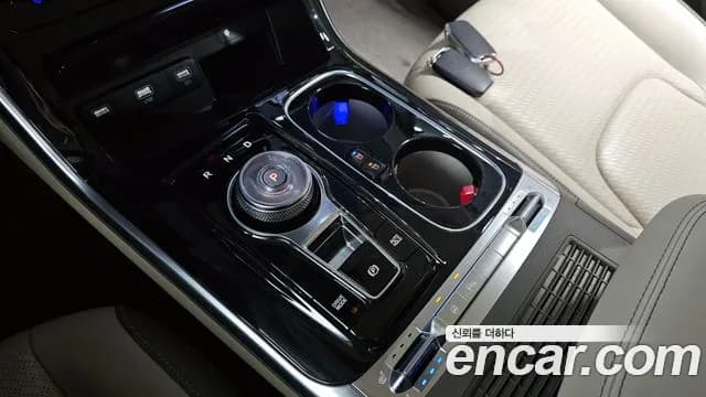 2021 Kia Carnival 4Generation Gasoline 9-Seater Hi-Limousine Sold VIN KNANE813BMS048194 – interior seats 2021 Kia Carnival 4Generation Gasoline 9-Seater Hi-Limousine Sold VIN KNANE813BMS048194 – interior seats