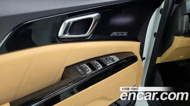 2021 Kia Carnival 4Generation Gasoline 7-Seater Signature Sold VIN KNANE813BMS053012 – rear exterior 2021 Kia Carnival 4Generation Gasoline 7-Seater Signature Sold VIN KNANE813BMS053012 – rear exterior