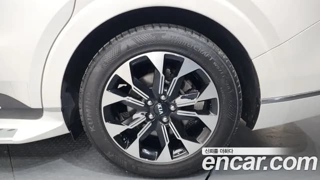 2021 Kia Carnival 4th Gen Gasoline 9-Seater Hi-Limousine Sold VIN KNANE813BMS059553 – photo 18 2021 Kia Carnival 4th Gen Gasoline 9-Seater Hi-Limousine Sold VIN KNANE813BMS059553 – photo 18