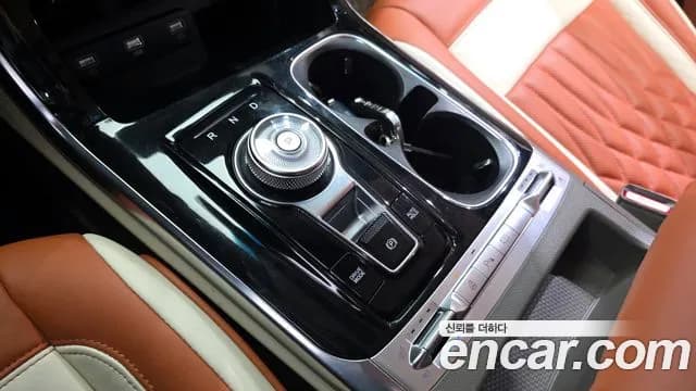 2021 Kia Carnival 4Generation Gasoline 9-seater Limousine(Special vehicle) Sold VIN KNANE813BMS080445 – interior seats 2021 Kia Carnival 4Generation Gasoline 9-seater Limousine(Special vehicle) Sold VIN KNANE813BMS080445 – interior seats