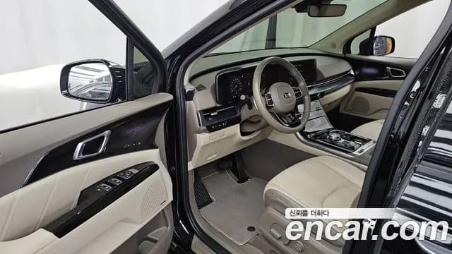 2021 Kia Carnival 4th Gen Gasoline 9-Seater Hi-Limousine Sold VIN KNANE813BMS086681 – rear exterior 2021 Kia Carnival 4th Gen Gasoline 9-Seater Hi-Limousine Sold VIN KNANE813BMS086681 – rear exterior