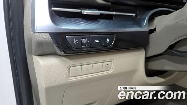 2021 Kia Carnival 4Generation Gasoline 9-Seater Hi-Limousine Sold VIN KNANE813BMS091750 – rear exterior 2021 Kia Carnival 4Generation Gasoline 9-Seater Hi-Limousine Sold VIN KNANE813BMS091750 – rear exterior