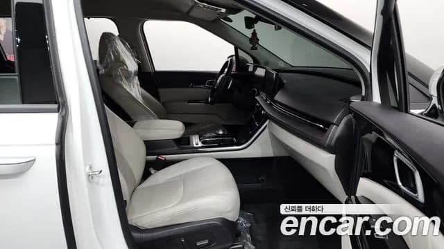 2021 Kia Carnival 4Generation Gasoline 7-Seater Signature Sold VIN KNANE813BMS099137 – exterior detail 2021 Kia Carnival 4Generation Gasoline 7-Seater Signature Sold VIN KNANE813BMS099137 – exterior detail