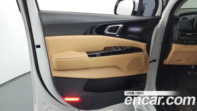 2021 Kia Carnival 4Generation Gasoline 7-Seater Signature Sold VIN KNANE813BMS099862 – photo 29 2021 Kia Carnival 4Generation Gasoline 7-Seater Signature Sold VIN KNANE813BMS099862 – photo 29