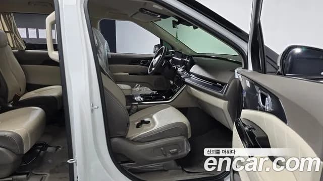 2021 Kia Carnival 4th Gen Gasoline 9-Seater Hi-Limousine Sold VIN KNANE813BMS104209 – rear exterior 2021 Kia Carnival 4th Gen Gasoline 9-Seater Hi-Limousine Sold VIN KNANE813BMS104209 – rear exterior