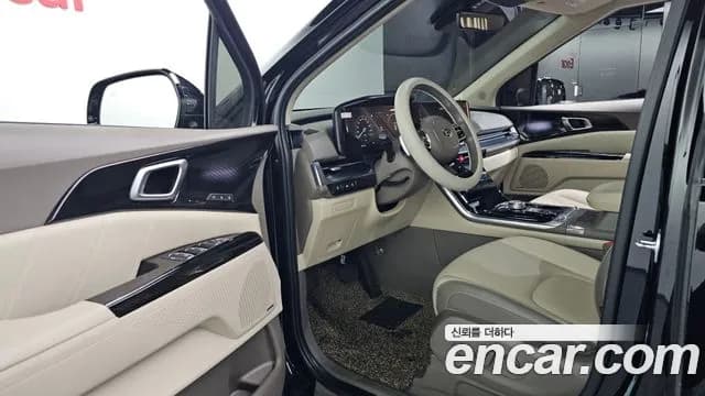 2021 Kia Carnival 4Generation Gasoline 7-Seater Hi-Limousine Sold VIN KNANE813BMS106405 – interior seats 2021 Kia Carnival 4Generation Gasoline 7-Seater Hi-Limousine Sold VIN KNANE813BMS106405 – interior seats