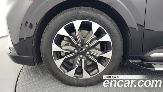 2021 Kia Carnival 4Generation Gasoline 7-Seater Hi-Limousine Sold VIN KNANE813BMS106405 – undercarriage 2021 Kia Carnival 4Generation Gasoline 7-Seater Hi-Limousine Sold VIN KNANE813BMS106405 – undercarriage