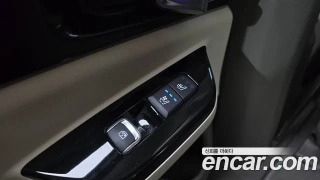 2021 Kia Carnival 4Generation Gasoline 7-Seater Signature Sold VIN KNANE813BMS116842 – rear exterior 2021 Kia Carnival 4Generation Gasoline 7-Seater Signature Sold VIN KNANE813BMS116842 – rear exterior