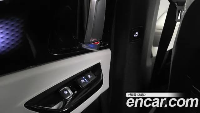 2022 Kia Carnival 4Generation Gasoline 7-Seater Signature Sold VIN KNANE813BNS138688 – interior seats 2022 Kia Carnival 4Generation Gasoline 7-Seater Signature Sold VIN KNANE813BNS138688 – interior seats