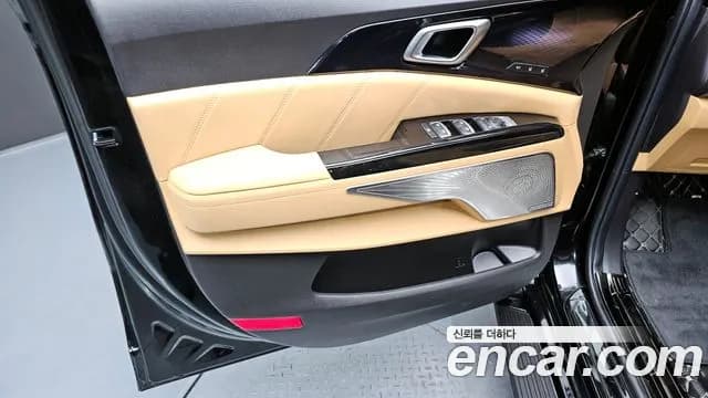 2022 Kia Carnival 4Generation Gasoline 7-Seater Signature Sold VIN KNANE813BNS151938 – interior seats 2022 Kia Carnival 4Generation Gasoline 7-Seater Signature Sold VIN KNANE813BNS151938 – interior seats