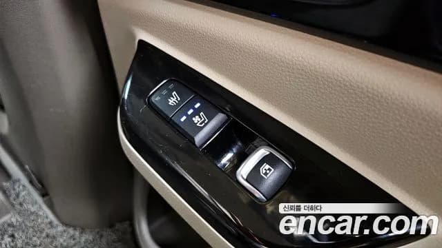 2022 Kia Carnival 4Generation Gasoline 7-Seater Hi-Limousine Sold VIN KNANE813BNS160356 – side profile 2022 Kia Carnival 4Generation Gasoline 7-Seater Hi-Limousine Sold VIN KNANE813BNS160356 – side profile