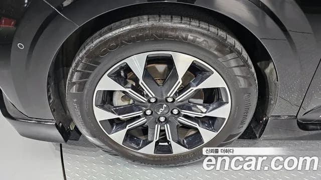 2022 Kia Carnival 4Generation Gasoline 9-seater Limousine(Special vehicle) Sold VIN KNANE813BNS169992 – photo 14 2022 Kia Carnival 4Generation Gasoline 9-seater Limousine(Special vehicle) Sold VIN KNANE813BNS169992 – photo 14