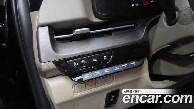 2022 Kia Carnival 4Generation Gasoline 9-seater Limousine(Special vehicle) Sold VIN KNANE813BNS169992 – photo 17 2022 Kia Carnival 4Generation Gasoline 9-seater Limousine(Special vehicle) Sold VIN KNANE813BNS169992 – photo 17