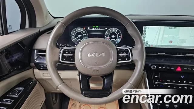 2022 Kia Carnival 4Generation Gasoline 9-Seater Hi-Limousine Sold VIN KNANE813BNS170013 – exterior detail 2022 Kia Carnival 4Generation Gasoline 9-Seater Hi-Limousine Sold VIN KNANE813BNS170013 – exterior detail