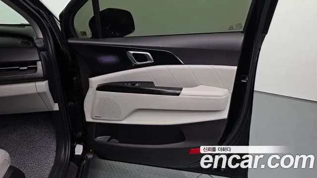 2022 Kia Carnival 4th Gen Gasoline 9-Seater Signature Sold VIN KNANE813BNS181663 – exterior detail 2022 Kia Carnival 4th Gen Gasoline 9-Seater Signature Sold VIN KNANE813BNS181663 – exterior detail