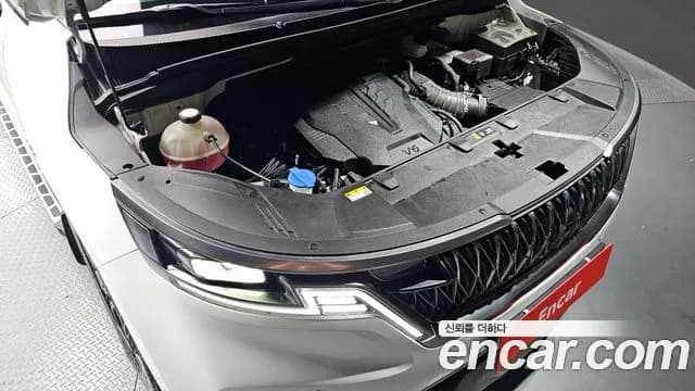 2022 Kia Carnival 4Generation Gasoline 7-Seater Hi-Limousine Sold VIN KNANE813BNS184896 – interior seats 2022 Kia Carnival 4Generation Gasoline 7-Seater Hi-Limousine Sold VIN KNANE813BNS184896 – interior seats