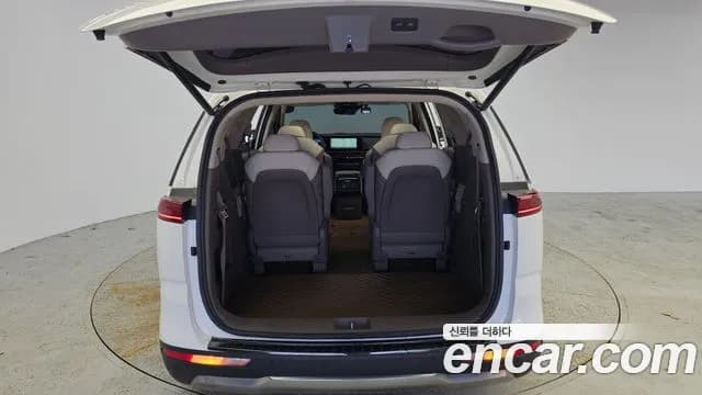 2023 Kia Carnival 4Generation Gasoline 9-Seater Signature Sold VIN KNANE813BPS213377 – trunk area 2023 Kia Carnival 4Generation Gasoline 9-Seater Signature Sold VIN KNANE813BPS213377 – trunk area