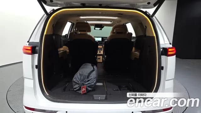 2023 Kia Carnival 4th Gen Gasoline 7-Seater Signature Sold VIN KNANE813BPS215827 – interior seats 2023 Kia Carnival 4th Gen Gasoline 7-Seater Signature Sold VIN KNANE813BPS215827 – interior seats