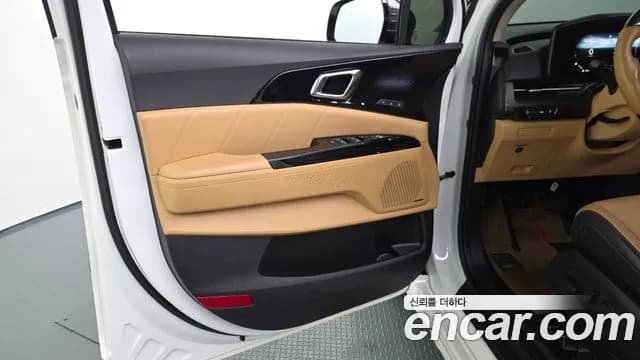 2023 Kia Carnival 4th Gen Gasoline 7-Seater Signature Sold VIN KNANE813BPS215827 – photo 26 2023 Kia Carnival 4th Gen Gasoline 7-Seater Signature Sold VIN KNANE813BPS215827 – photo 26