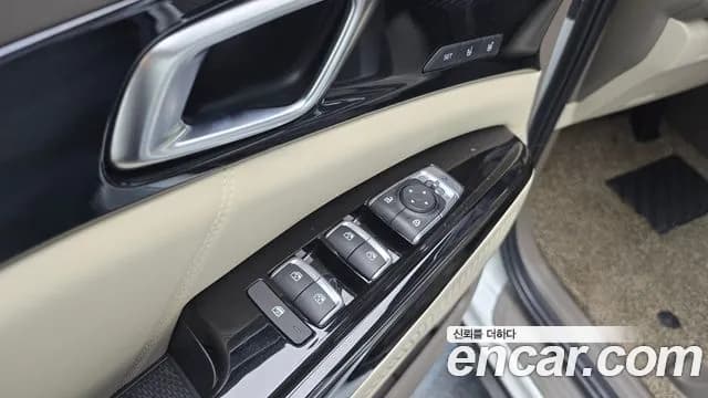 2023 Kia Carnival 4th Gen Gasoline 9-Seater Signature Sold VIN KNANE813BPS219489 – photo 17 2023 Kia Carnival 4th Gen Gasoline 9-Seater Signature Sold VIN KNANE813BPS219489 – photo 17