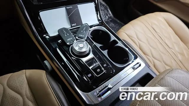 2023 Kia Carnival 4th Gen Gasoline 9-seater Limousine(Special vehicle) Sold VIN KNANE813BPS221024 – photo 12 2023 Kia Carnival 4th Gen Gasoline 9-seater Limousine(Special vehicle) Sold VIN KNANE813BPS221024 – photo 12