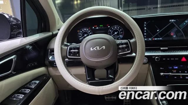 2023 Kia Carnival 4Generation Gasoline 9-Seater Hi-Limousine Sold VIN KNANE813BPS226185 – interior seats 2023 Kia Carnival 4Generation Gasoline 9-Seater Hi-Limousine Sold VIN KNANE813BPS226185 – interior seats
