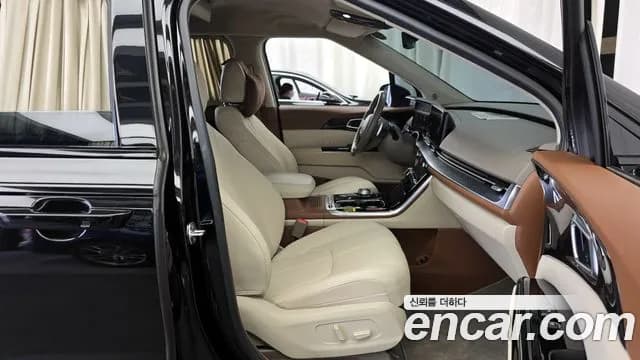 2023 Kia Carnival 4Generation Gasoline 9-seater Limousine(Special vehicle) Sold VIN KNANE813BPS235223 – photo 13 2023 Kia Carnival 4Generation Gasoline 9-seater Limousine(Special vehicle) Sold VIN KNANE813BPS235223 – photo 13